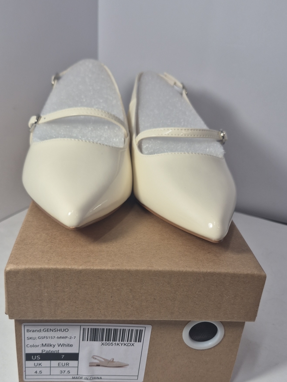 Genshuo Cream Patent Pointed Mary Jane Flats
